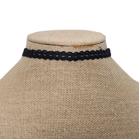 Jewelry - Chanchis Black Eyelet Adjustable Choker Necklace